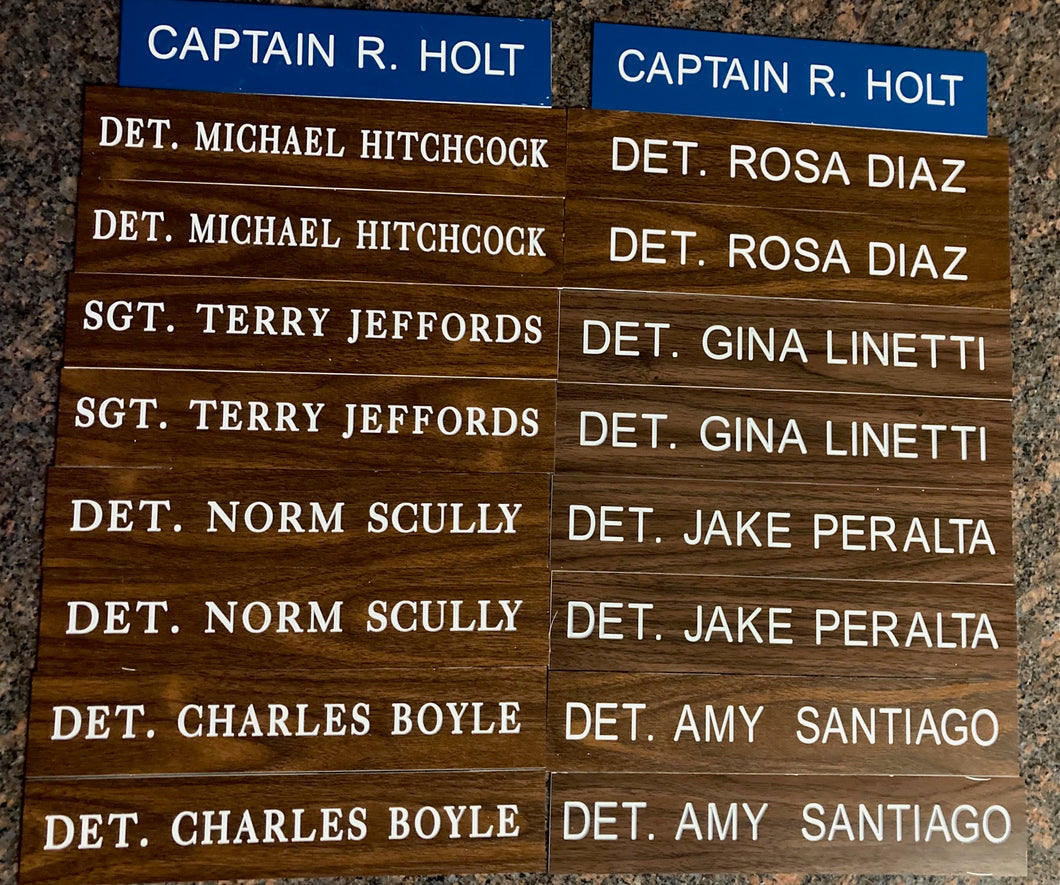 18 Custom Name Plates